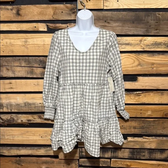 Hayden Los Angeles Smocked Cuff V Neck‎ Tiered Plaid Dress Size Medium NWT - Picture 3 of 11